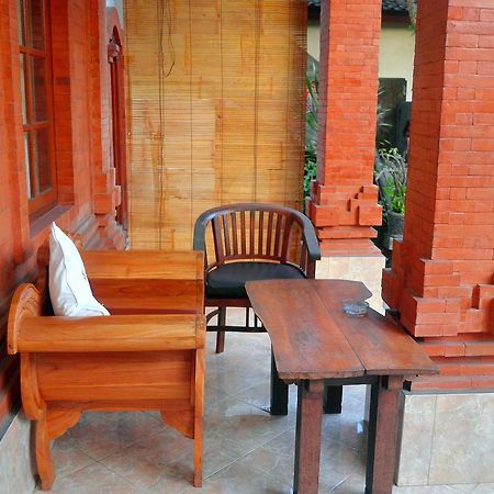 Yumi House Hotel Ubud Exterior foto